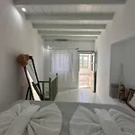 Siroco Deluxe House *