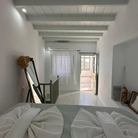 Siroco Deluxe House *
